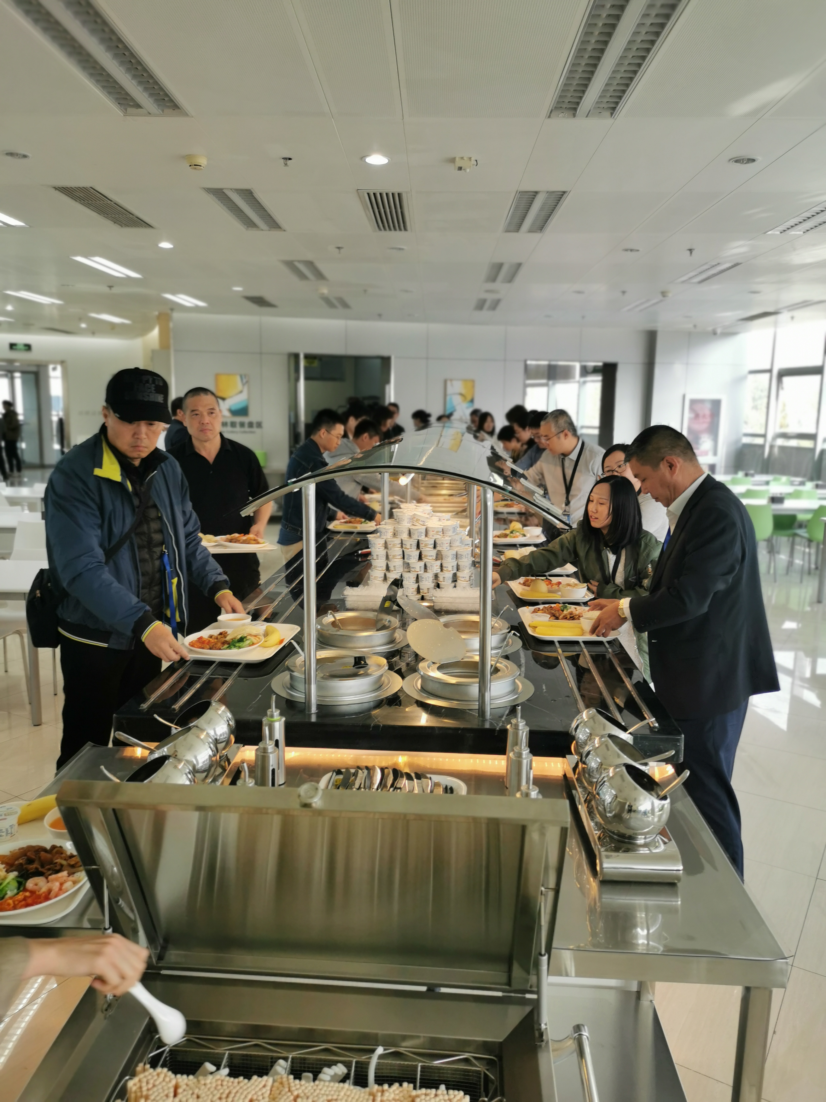 空客健力源餐厅二层自助餐